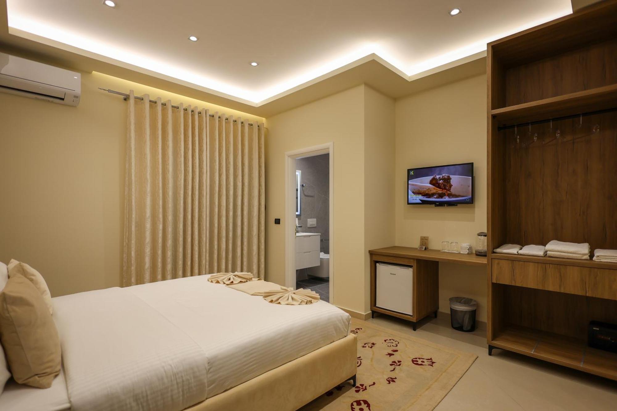 Mimani 4*