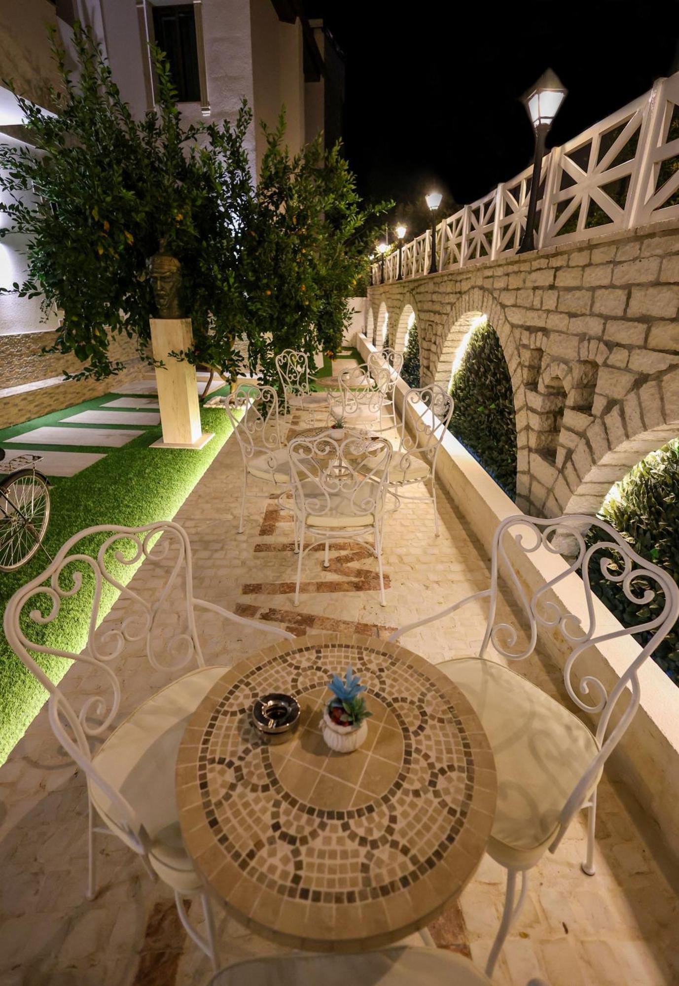 Mimani Hotel